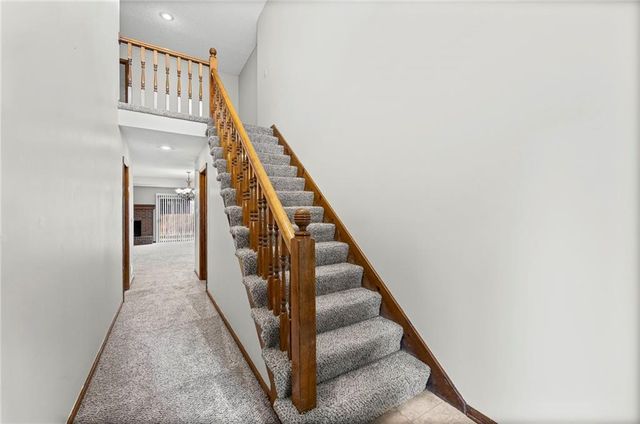 10812 W 116th Street, Overland Park, KS 66210