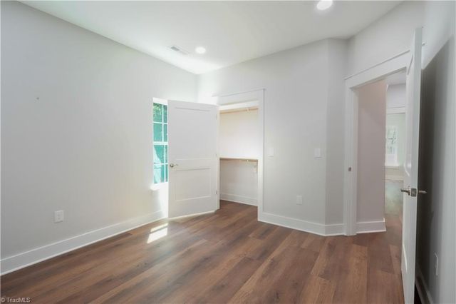1004 Phineas Drive, Kernersville, NC 27284