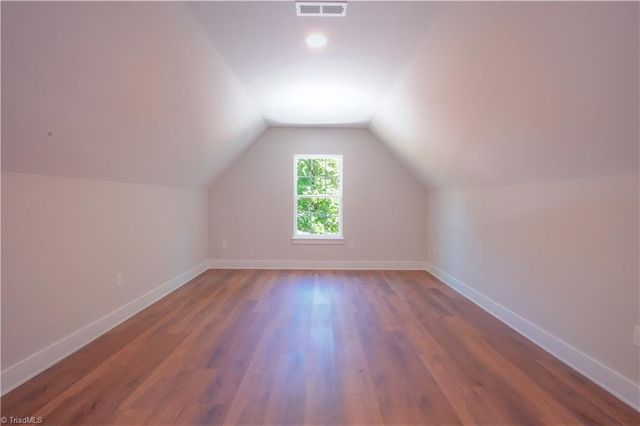 1004 Phineas Drive, Kernersville, NC 27284