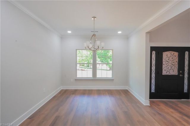1004 Phineas Drive, Kernersville, NC 27284