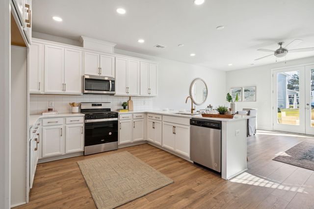 211 Harding Lane, Goose Creek, SC 29445