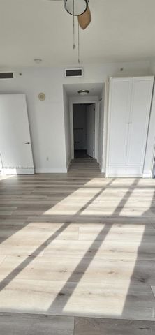 3451 NE 1st Ave M0806, Miami, FL 33137