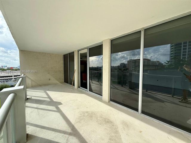 3451 NE 1st Ave M0806, Miami, FL 33137