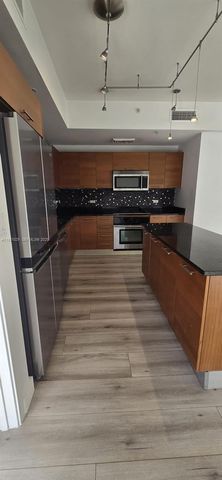 3451 NE 1st Ave M0806, Miami, FL 33137