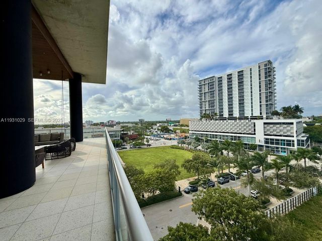 3451 NE 1st Ave M0806, Miami, FL 33137