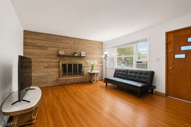 300 Watson Ave, Plainfield City, NJ 07062