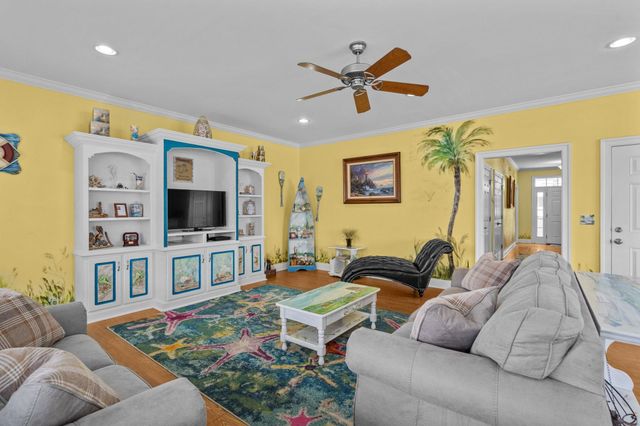 1217 N Waccamaw Dr., Garden City Beach, SC 29576