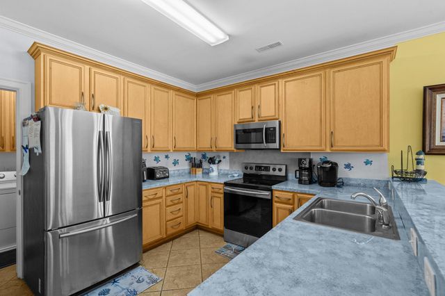1217 N Waccamaw Dr., Garden City Beach, SC 29576