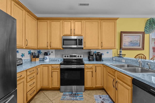 1217 N Waccamaw Dr., Garden City Beach, SC 29576
