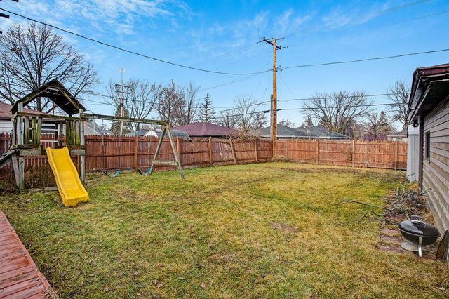 8250 W Acacia STREET, Milwaukee, WI 53223