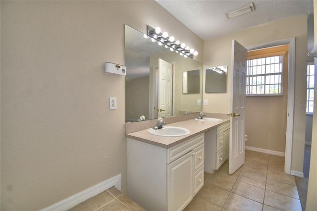 217 AUSTRALIAN WAY, Davenport, FL 33897