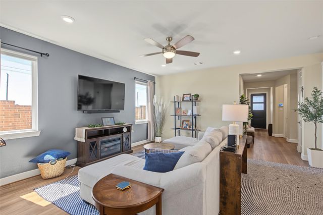 9402 Dearborn Creek Drive, Cypress, TX 77433