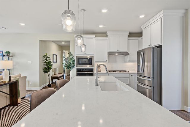 9402 Dearborn Creek Drive, Cypress, TX 77433