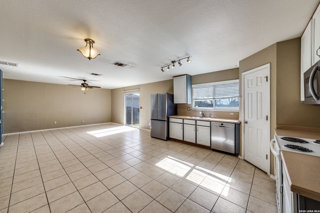 11138 Dublin Ldg, San Antonio, TX 78254