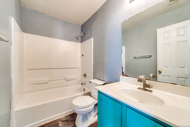 11138 Dublin Ldg, San Antonio, TX 78254