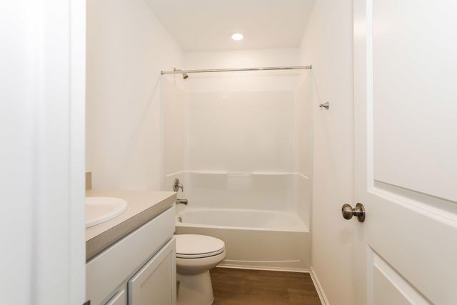 423 Jewett Meadow Drive, Magnolia, TX 77354