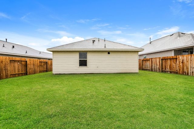 423 Jewett Meadow Drive, Magnolia, TX 77354