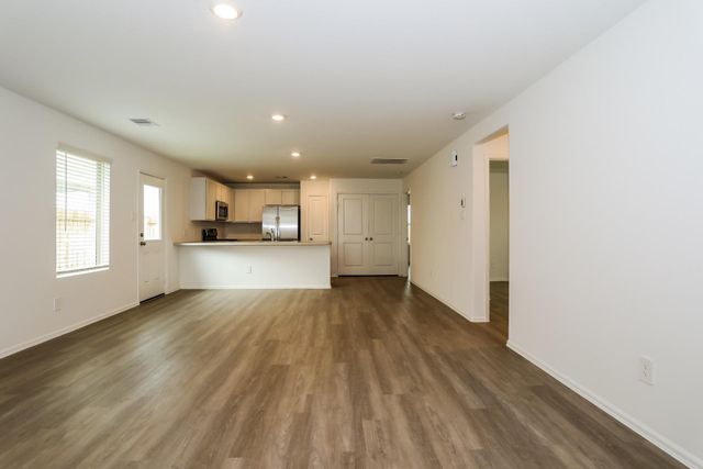 423 Jewett Meadow Drive, Magnolia, TX 77354