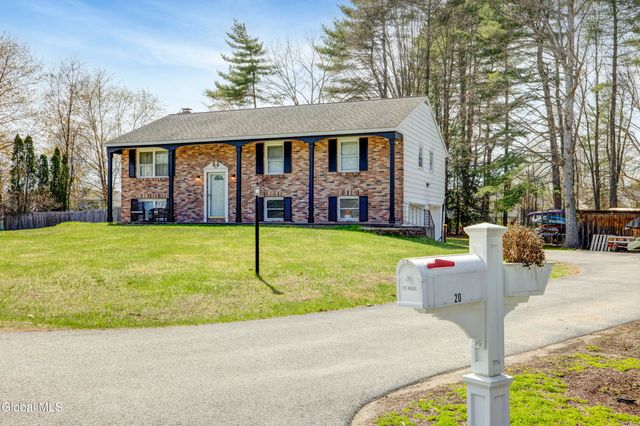 20 Wynnefield Drive, Moreau, NY 12803
