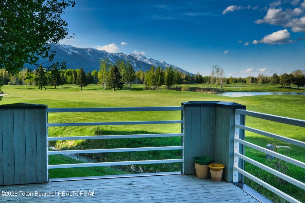 4325 W MOUNTAIN ROSE Court, Wilson, WY 83014 photo 5