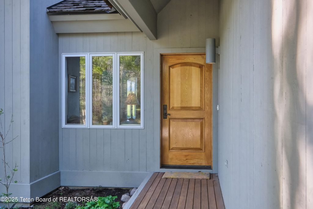 4325 W MOUNTAIN ROSE Court, Wilson, WY 83014 photo 7