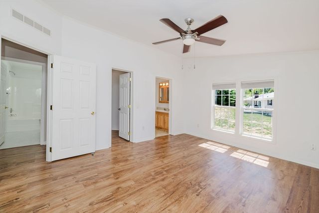 2602 Green St, Middleboro, MA 02346