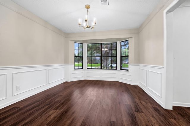 302 Bayou View Drive, El Lago, TX 77586