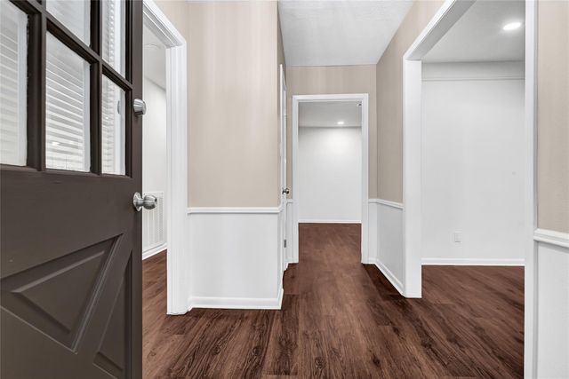 302 Bayou View Drive, El Lago, TX 77586