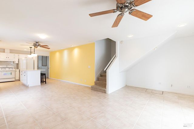 349 Sugar Maple Ln, Windsor, CA 95492