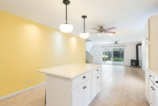 349 Sugar Maple Ln, Windsor, CA 95492