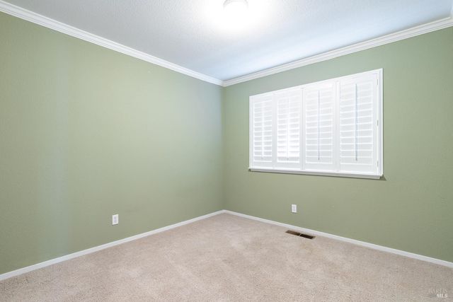 349 Sugar Maple Ln, Windsor, CA 95492