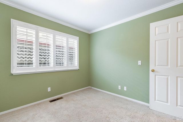 349 Sugar Maple Ln, Windsor, CA 95492