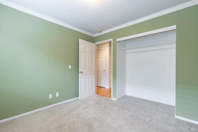 349 Sugar Maple Ln, Windsor, CA 95492