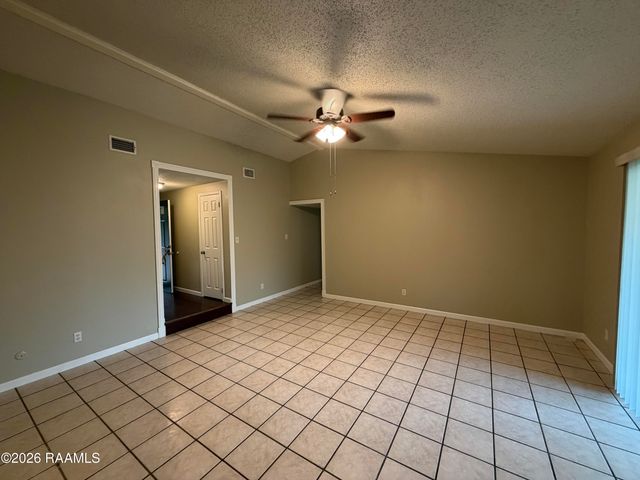 105 Case Lane, Lafayette, LA 70506