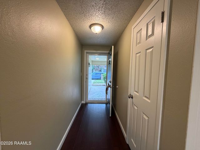 105 Case Lane, Lafayette, LA 70506