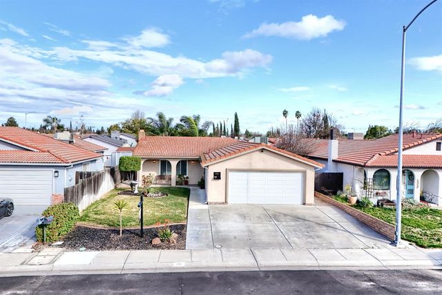 781 La Mesa Ct, Manteca, CA 95336