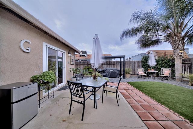 781 La Mesa Ct, Manteca, CA 95336