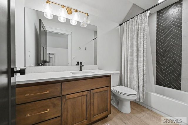 1599 Palm Springs Drive, Idaho Falls, ID 83404