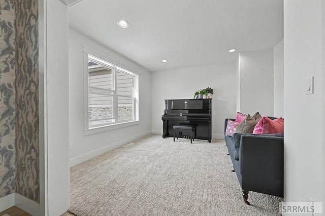 1599 Palm Springs Drive, Idaho Falls, ID 83404