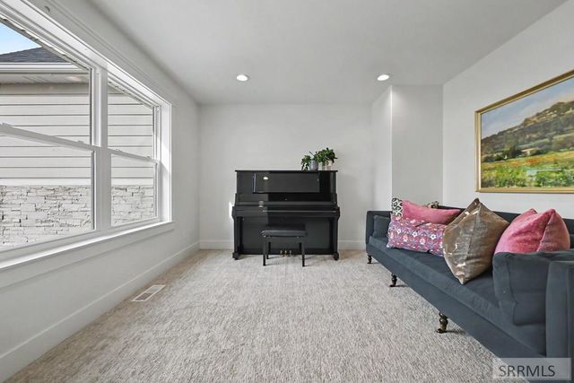 1599 Palm Springs Drive, Idaho Falls, ID 83404