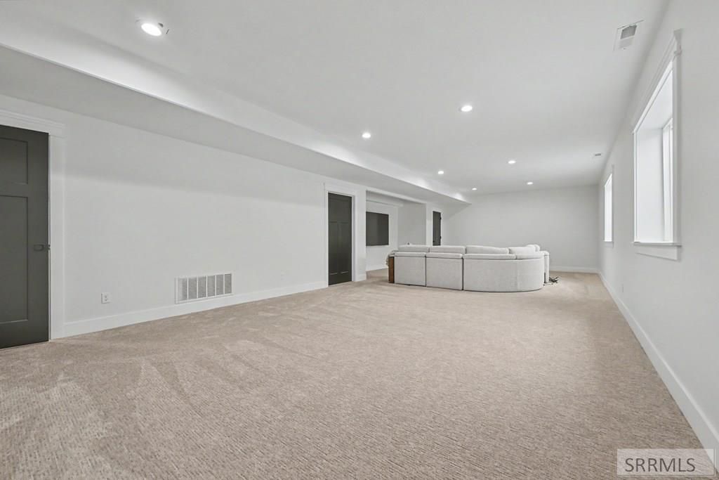 Image 23 of property listing at 1599 Palm Springs Drive, Idaho Falls, ID 83404