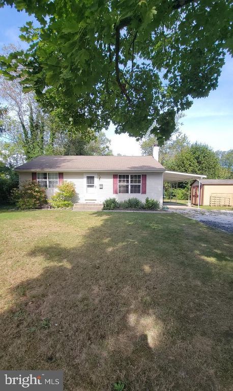 135 OAK ST, Williamstown, NJ 08094