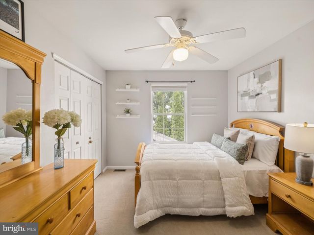 1001 WINDSOR, Dresher, PA 19025