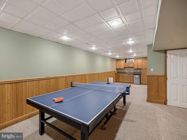 1001 WINDSOR, Dresher, PA 19025