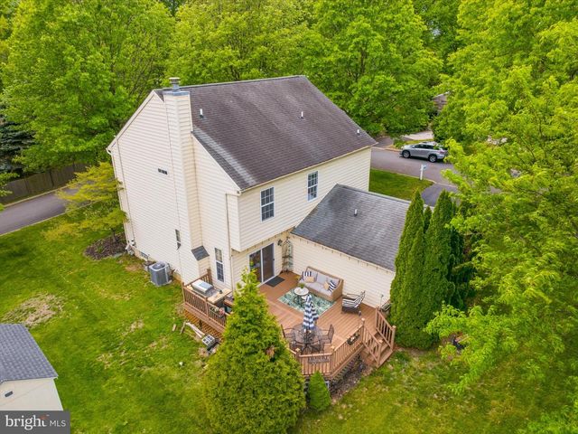 1001 WINDSOR, Dresher, PA 19025