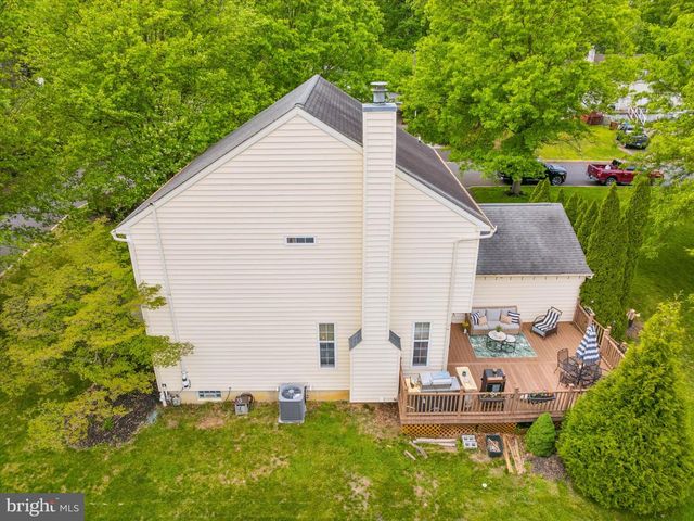 1001 WINDSOR, Dresher, PA 19025