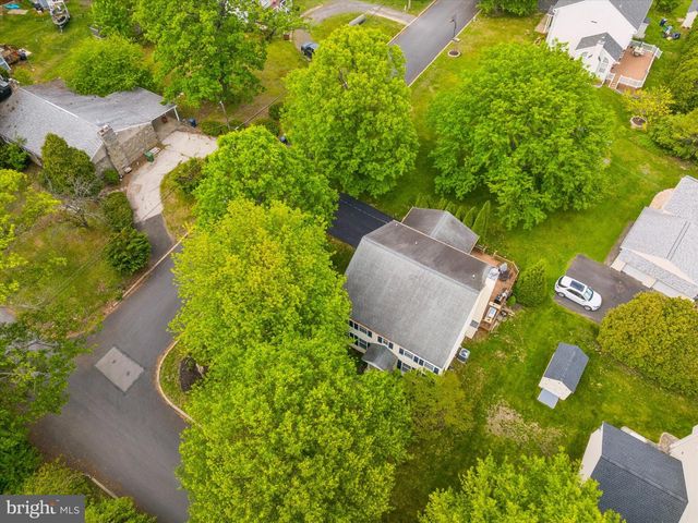 1001 WINDSOR, Dresher, PA 19025