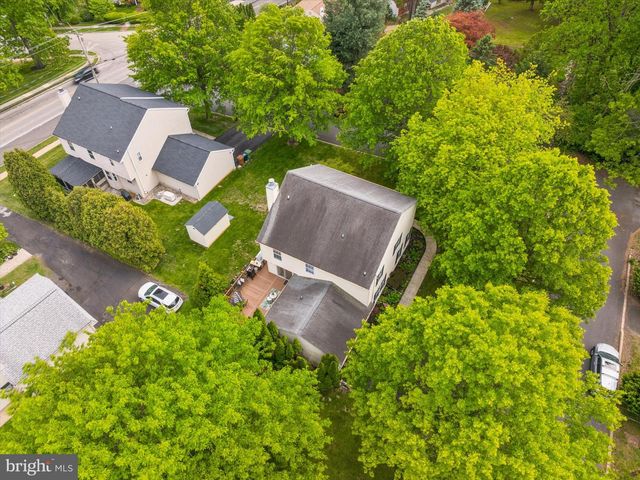 1001 WINDSOR, Dresher, PA 19025
