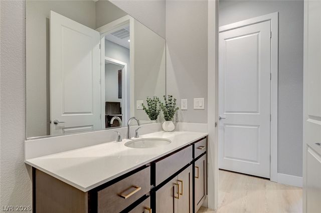 131 Robledo Street, Las Vegas, NV 89138