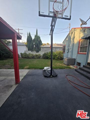 3831 6th Avenue, Los Angeles, CA 90008